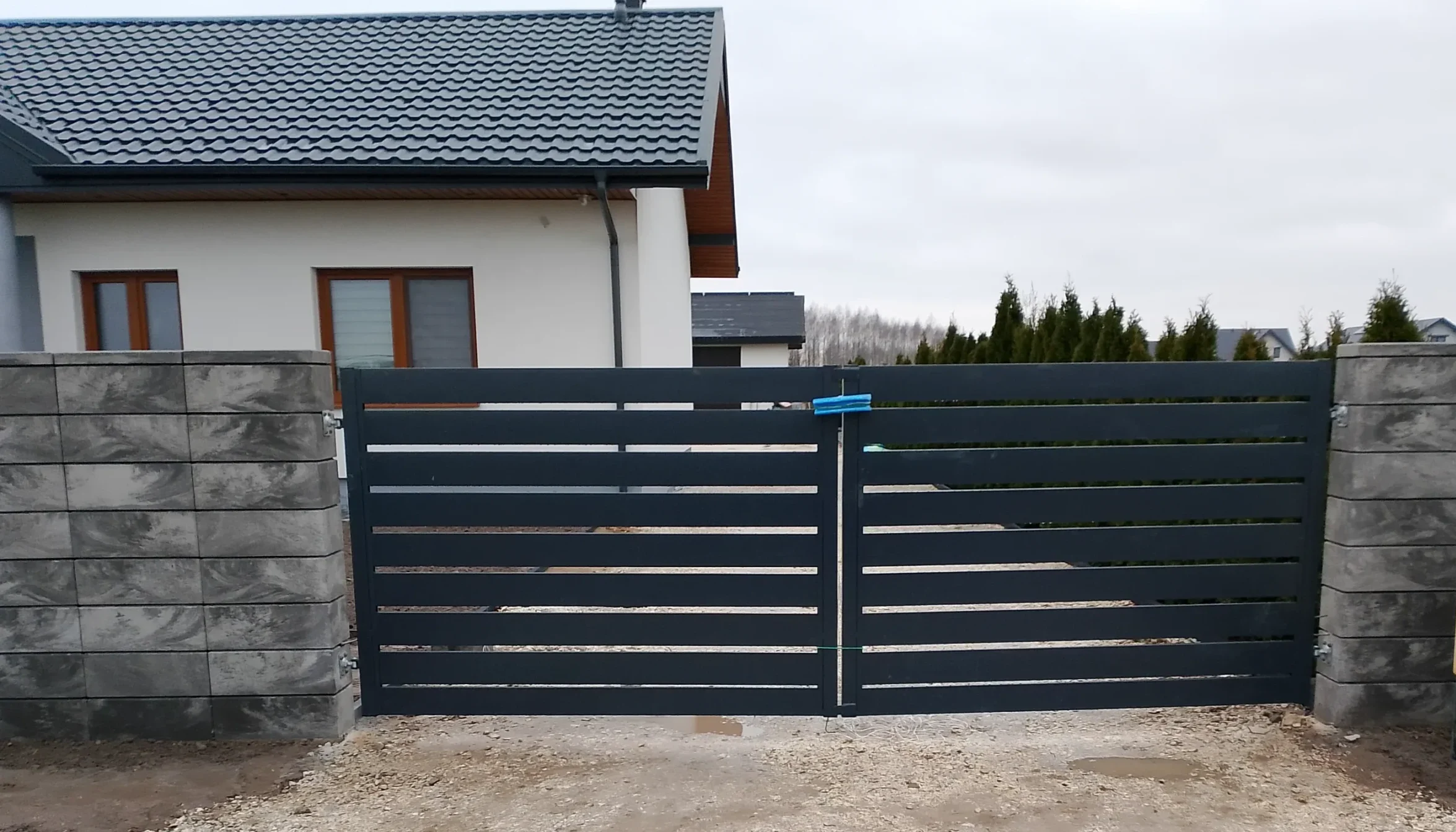 zdjęcie - bramy wjazdowe